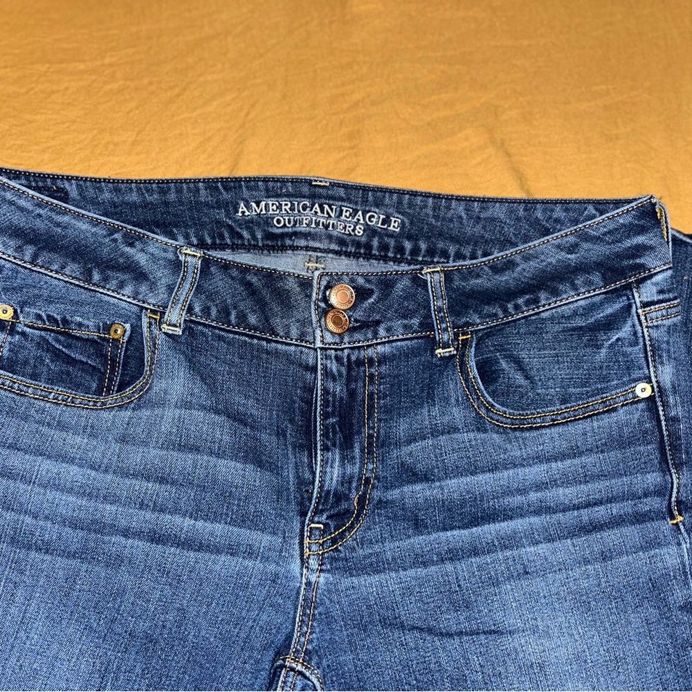 American Eagle outfitter Artis Women's High Rise Blue Jeans